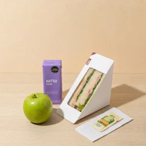 Sandwich de Jamón & Queso, Manzana y Té Hatsu